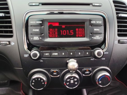 Used 2018 Kia Forte LX image 22