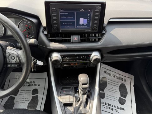 Certified 2022 Toyota RAV4 LE image 11