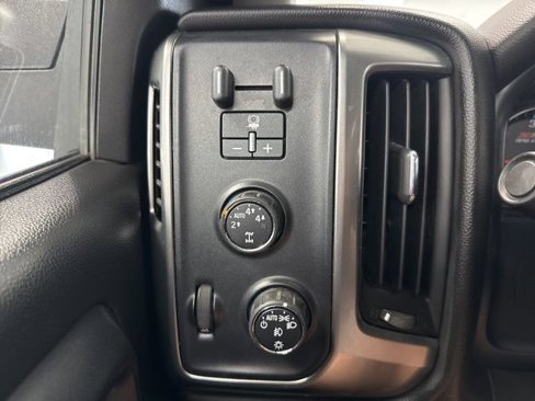 Used 2015 Chevrolet Silverado 1500 LT w/ All Star Edition image 41