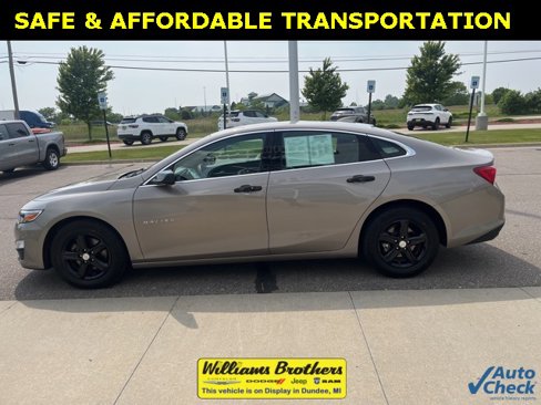 Used 2023 Chevrolet Malibu LT w/ Driver Confidence Package image 8