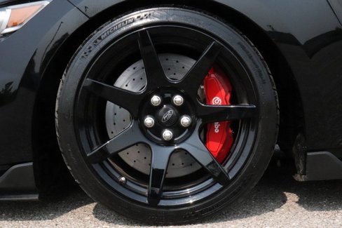 Used 2018 Ford Mustang Shelby GT350R w/ GT350R Equipment Group 920A image 21