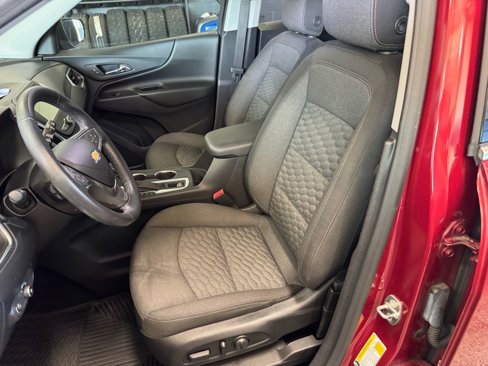 Used 2019 Chevrolet Equinox LT image 18
