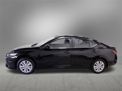 Used 2024 Nissan Sentra S image 2