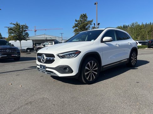 Used 2023 Mercedes-Benz GLA 250 4MATIC image 3