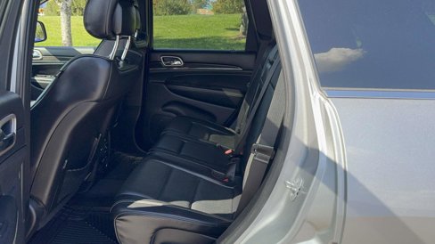 Used 2015 Jeep Grand Cherokee Overland image 14