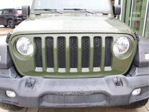 Used 2021 Jeep Wrangler Unlimited Sport image 2
