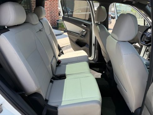 Used 2019 Volkswagen Tiguan SEL R-Line w/ 3rd Row Seat Package image 26