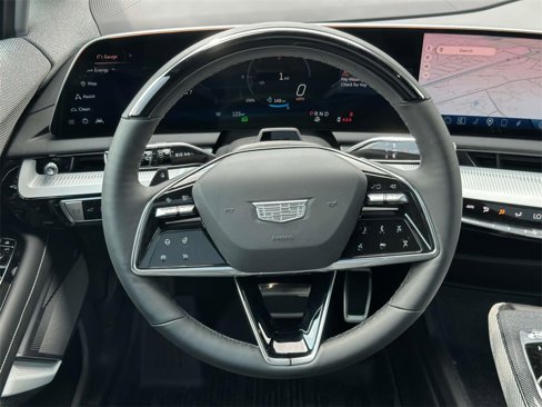 New 2025 Cadillac Optiq Sport 2 w/ LPO, Floor Liner Package image 19