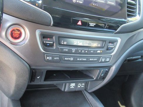 Used 2020 Honda Pilot EX image 23