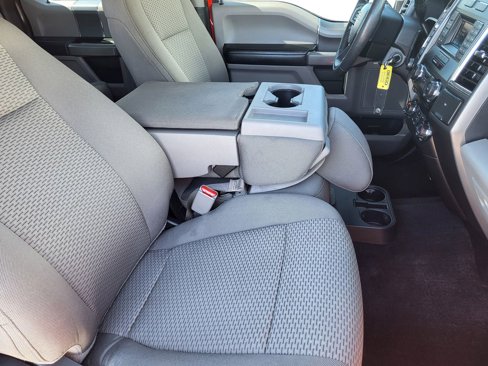 Used 2016 Ford F150 XLT w/ Equipment Group 301A Mid image 10