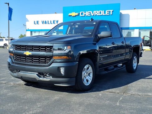 Used 2018 Chevrolet Silverado 1500 LT w/ All Star Edition image 3