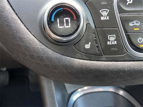 Used 2023 Chevrolet Malibu LT image 15