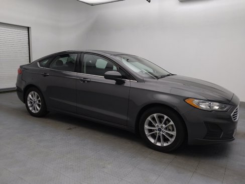 Used 2020 Ford Fusion SE image 11