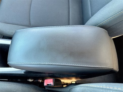 Used 2017 Chevrolet Cruze LS image 20