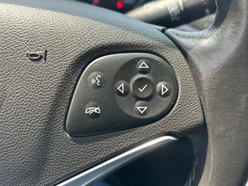 Used 2018 Chevrolet Impala LT image 59