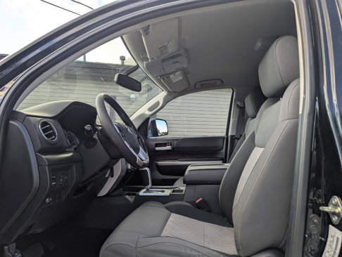 Used 2014 Toyota Tundra SR5 w/ SR5 Upgrade Package image 13