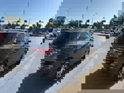 Certified 2023 Chevrolet Equinox LT image 4