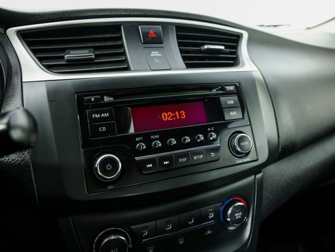 Used 2016 Nissan Sentra S image 23