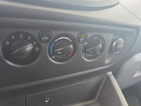 Certified 2019 Ford Transit 250 130 Low Roof w/ Exterior Upgrade Package image 19