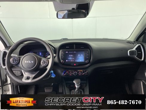 Used 2022 Kia Soul LX w/ Technology Package image 25