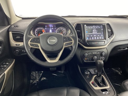 Used 2018 Jeep Cherokee Limited image 44