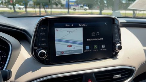 Used 2020 Hyundai Santa Fe Limited image 25