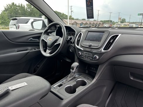 Used 2022 Chevrolet Equinox LT image 9