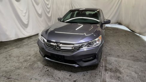 Used 2017 Honda Accord EX-L image 3
