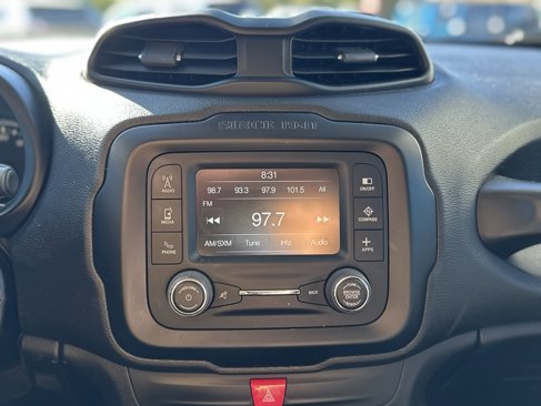 Used 2017 Jeep Renegade Altitude image 20