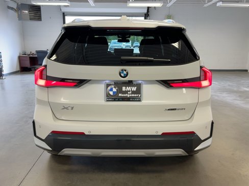 Used 2025 BMW X1 xDrive28i image 9