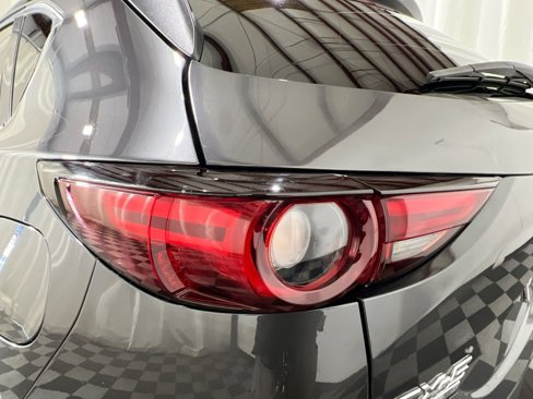 Used 2019 MAZDA CX-5 Signature image 16