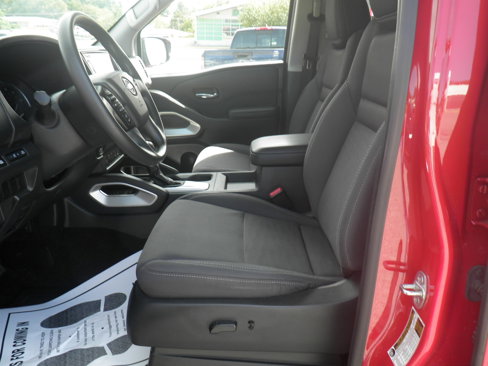 Used 2022 Nissan Frontier SV image 15