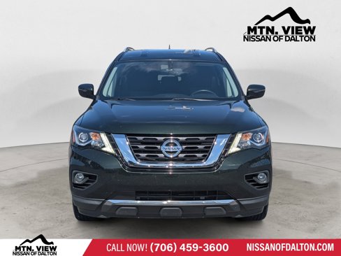 Used 2018 Nissan Pathfinder SV image 3