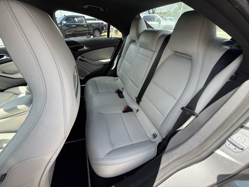 Used 2019 Mercedes-Benz CLA 250 image 30