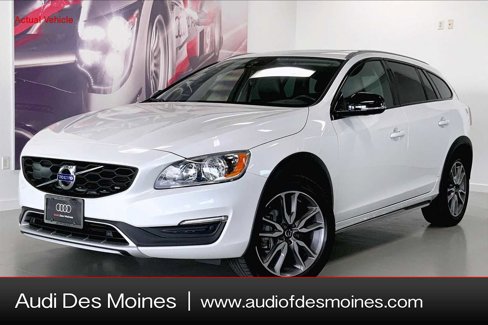 Used 2018 Volvo V60 T5 Cross Country image 1