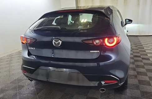 Used 2022 MAZDA MAZDA3 s image 3