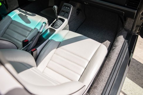Used 1992 Porsche 911 Carrera image 15