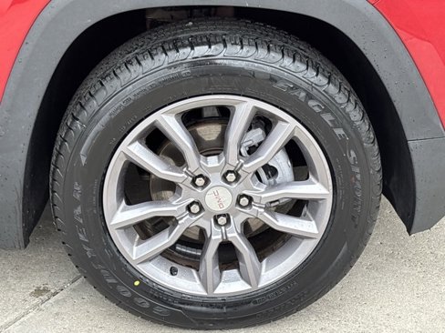 Certified 2022 GMC Terrain SLT image 27