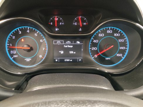 Used 2017 Chevrolet Cruze LS image 23