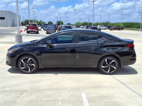 New 2025 Nissan Versa SR w/ Trunk Package image 3