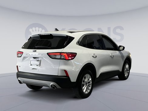 Used 2022 Ford Escape SE w/ Convenience Package image 16