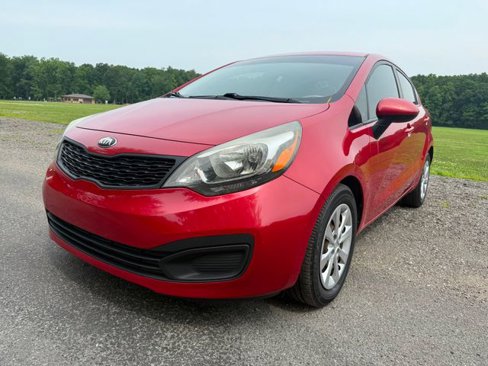 Used 2013 Kia Rio LX image 1