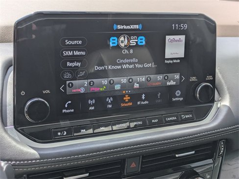 Used 2021 Nissan Rogue SL w/ Premium Package image 17