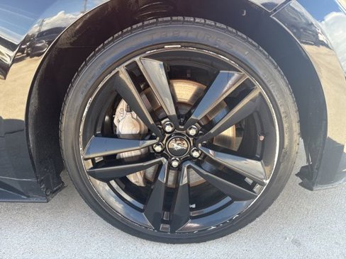 Used 2017 Ford Mustang Premium w/ Ecoboost Performance Package image 9