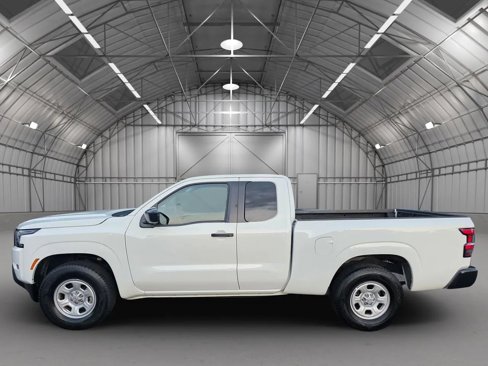 Used 2024 Nissan Frontier S w/ S Utility Package image 5