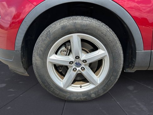 Used 2018 Ford Explorer XLT image 14