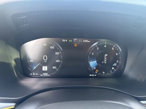 Used 2020 Volvo XC60 T6 Momentum image 18