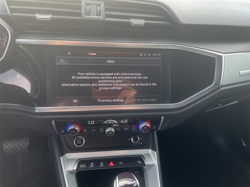 Used 2024 Audi Q3 2.0T Premium image 18