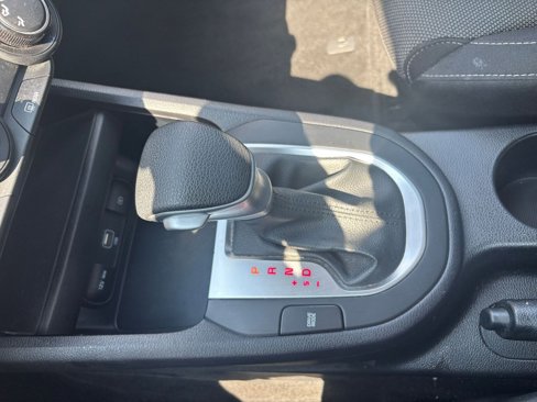 Used 2024 Kia Forte LXS image 39