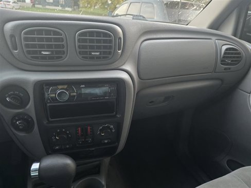 Used 2005 Chevrolet TrailBlazer LS w/ LS Preferred Equipment Group image 18